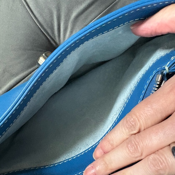 Marc Jacobs Blue Leather Shoulder Bag - Picture 8 of 10